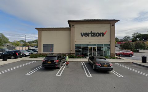 Cell Phone Store «Verizon», reviews and photos, 2544 South Rd, Poughkeepsie, NY 12601, USA