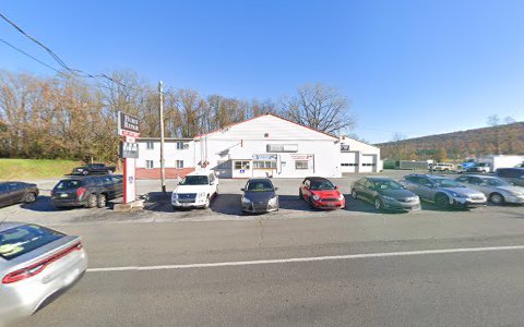Auto Repair Shop «Hurst Repair», reviews and photos, 255 S 2nd St, Womelsdorf, PA 19567, USA