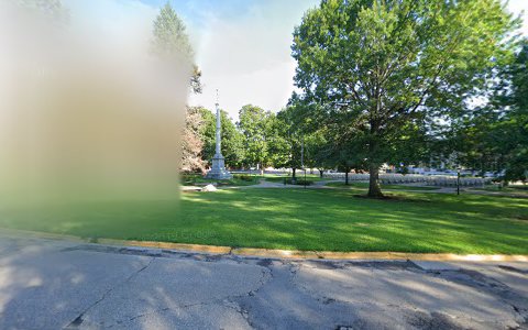 Park «Central Memorial Park», reviews and photos, 212 E 4th St, Sterling, IL 61081, USA