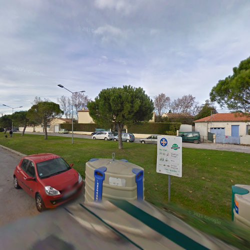 Borne de recharge de véhicules électriques SME Gard Charging Station Aigues-Mortes