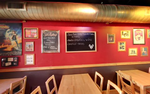 Bar «Smiling Moose», reviews and photos, 1306 E Carson St, Pittsburgh, PA 15203, USA