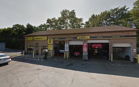 Auto Repair Shop «Meineke Car Care Center», reviews and photos, 1114 Farmington Ave, Bristol, CT 06010, USA