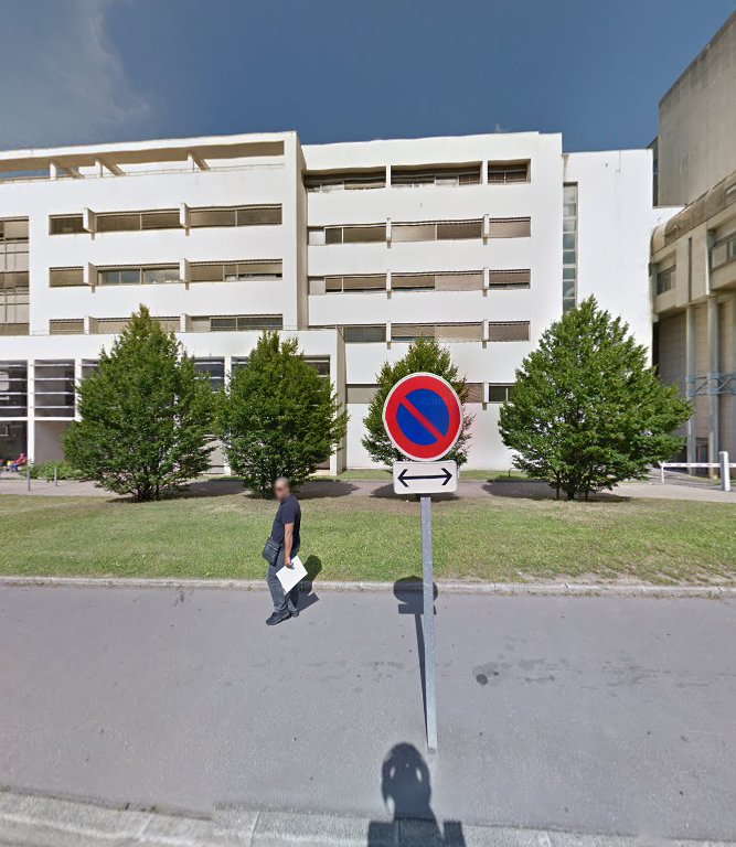 Docteur Carnicelli - Centre Hospitalier Universitaire Lyon Sud