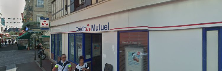 Photo du Banque Crédit Mutuel à Trouville-sur-Mer