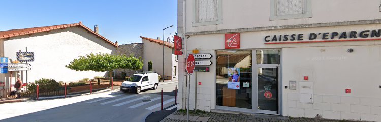 Photo du Banque Caisse d'Epargne St Just la Pendue à Saint-Just-la-Pendue