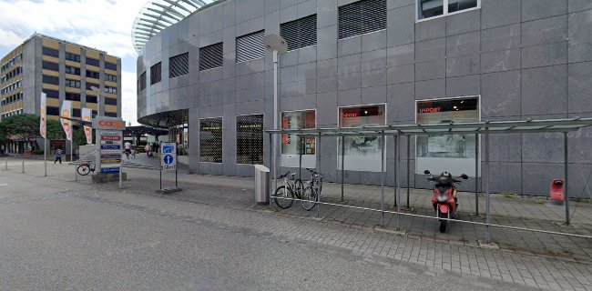Rezensionen über Import Parfumerie Grenchen Solothurnerstrasse in Bern - Kosmetikgeschäft