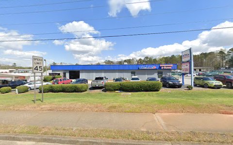 Auto Body Shop «Gerber Collision & Glass», reviews and photos, 803 Bascomb Commercial Pkwy, Woodstock, GA 30189, USA
