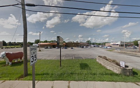 Sporting Goods Store «Big R Store of Pontiac», reviews and photos, 1027 W Reynolds St, Pontiac, IL 61764, USA