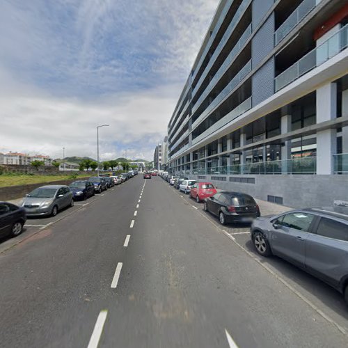 Escola de Condução PDL em Ponta Delgada