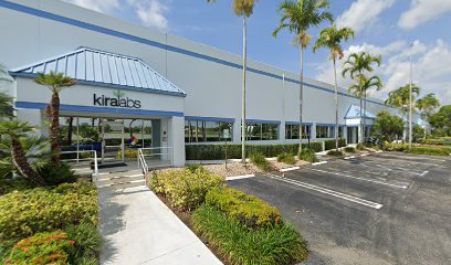 Paris Hilton Pet Grooming