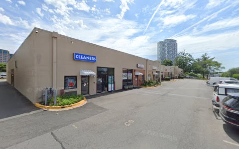 Dry Cleaner «Tyco Cleaners», reviews and photos, 8453 Tyco Rd # A, Vienna, VA 22182, USA