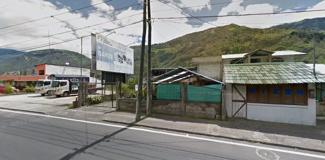 Vía a, Baños, Ecuador