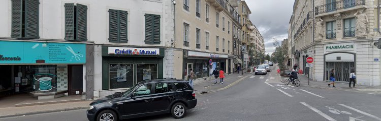 Photo du Banque Crédit Mutuel à Pau