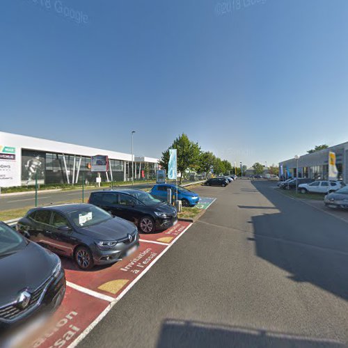 Borne de recharge de véhicules électriques Renault Charging Station Saint-Maximin