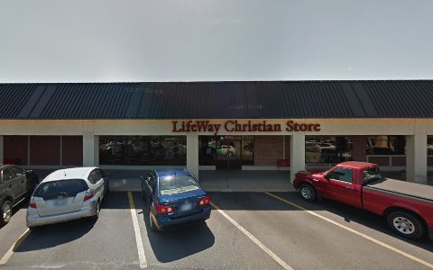 Book Store «LifeWay Christian Store», reviews and photos, 2121 SW Fairlawn Plaza Dr, Topeka, KS 66614, USA