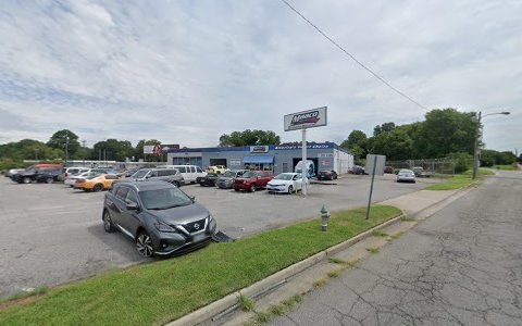 Auto Body Shop «Maaco Collision Repair & Auto Painting», reviews and photos, 3937 Turnpike Rd, Portsmouth, VA 23701, USA