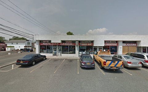 Barber Shop «Delaware Barber Shop», reviews and photos, 200 Montauk Hwy, Lindenhurst, NY 11757, USA