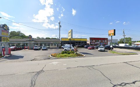Auto Repair Shop «Meineke Car Care Center», reviews and photos, 7344 Governor Ritchie Hwy, Glen Burnie, MD 21061, USA