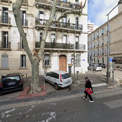 Scm Du 17 Avenue Pasteur à Marseille