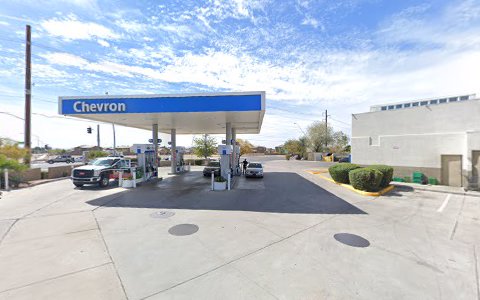 Gas Station «Chevron Mesa», reviews and photos, 7956 E University Dr, Mesa, AZ 85207, USA