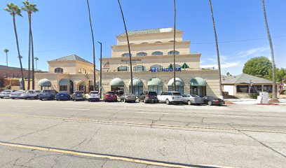 Dong Choe - Pet Food Store in Glendale California