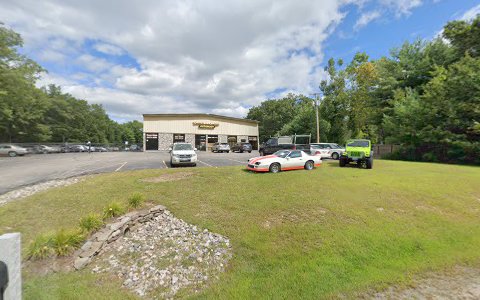 Auto Body Shop «Bump & Grind Auto Body», reviews and photos, 12 New Boston Rd, Kingston, NH 03848, USA