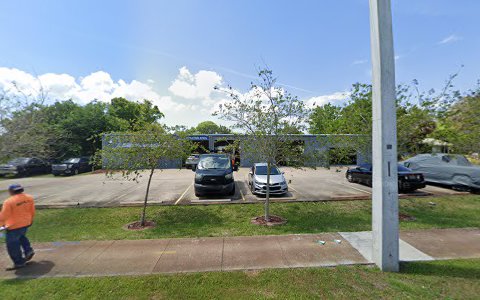 Auto Body Shop «Gerber Collision & Glass», reviews and photos, 808 S Hopkins Ave, Titusville, FL 32780, USA