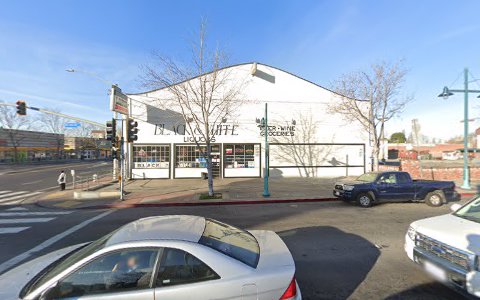 Liquor Store «Black & White Liquor», reviews and photos, 4051 San Pablo Ave, Emeryville, CA 94608, USA