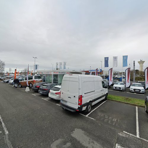 Borne de recharge de véhicules électriques Audi Charging Station Poitiers