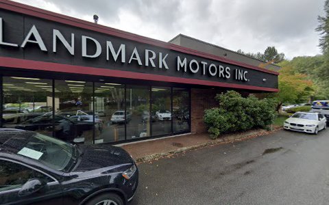 Used Car Dealer «Landmark Motors, Inc.», reviews and photos, 13815 NE 24th St, Bellevue, WA 98005, USA