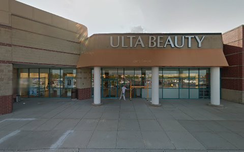 Hair Salon «Ulta Beauty», reviews and photos, 6517 Grand Ave, Gurnee, IL 60031, USA