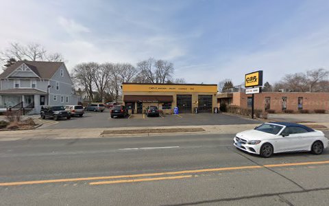 Auto Repair Shop «Car-X Tire & Auto», reviews and photos, 311 S Milwaukee Ave, Libertyville, IL 60048, USA