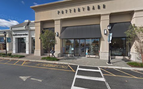 Furniture Store «Pottery Barn», reviews and photos, 403 Chestnut Ridge Rd #5, Woodcliff Lake, NJ 07677, USA