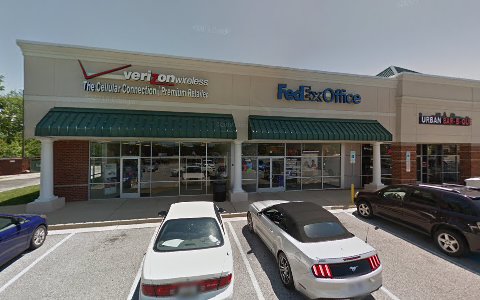 Print Shop «FedEx Office Print & Ship Center», reviews and photos, 11 Shining Willow Way, La Plata, MD 20646, USA