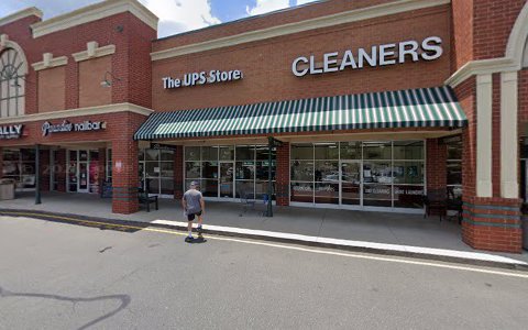 Dry Cleaner «Kwons Crescent Commons Dry», reviews and photos, 2052 Kildaire Farm Rd, Cary, NC 27518, USA