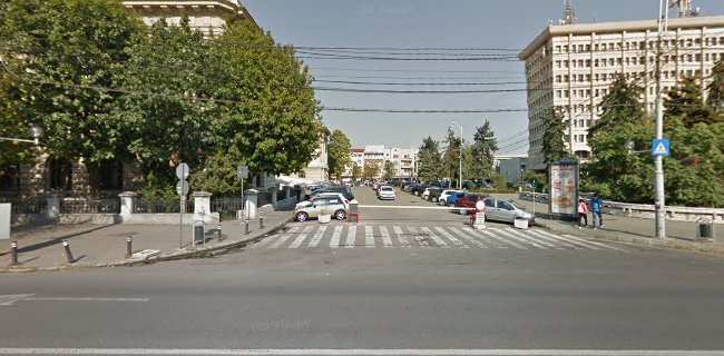 Strada Sublocotenent Erou Călin Cătălin 1 100028, Ploiești 100066, România