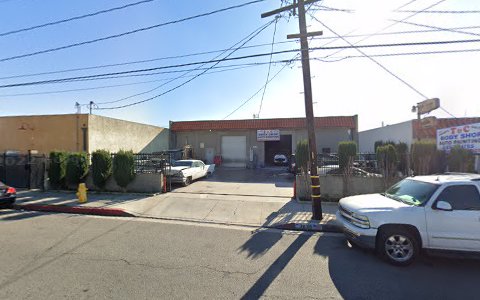 Auto Body Shop «T & C Body Shop», reviews and photos, 3836 139th St #2, Hawthorne, CA 90250, USA