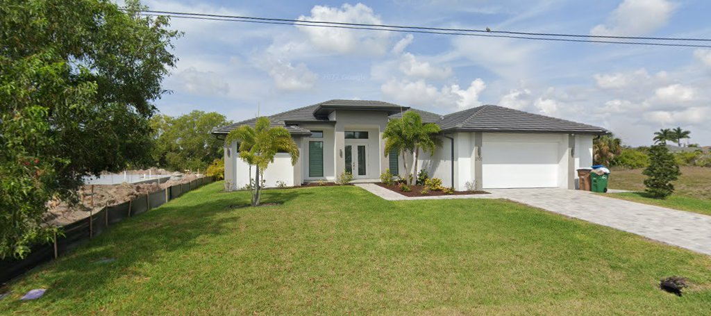 Vacation Home Rental Cape Coral image 3