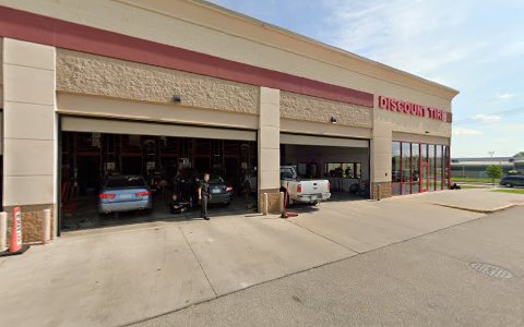 Tire Shop «Discount Tire Store - Cedar Rapids, IA», reviews and photos, 3050 Wiley Blvd SW, Cedar Rapids, IA 52404, USA
