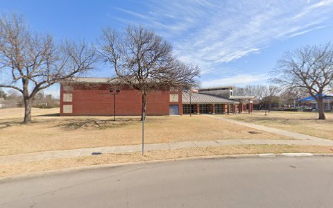 Recreation Center «Lee Park Recreation Center», reviews and photos, 3000 Pamela Dr, Irving, TX 75062, USA