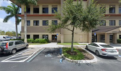 Chiropractic Healthcare-Naples: Clatworthy Erin DC - Chiropractor in Naples Florida