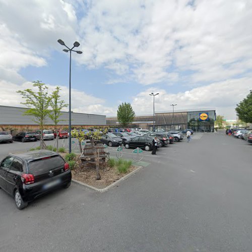 Borne de recharge de véhicules électriques Lidl Charging Station Reims