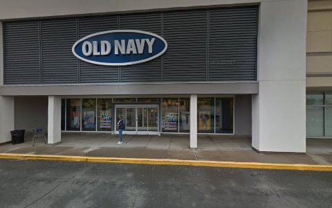 Clothing Store «Old Navy», reviews and photos, 286 New Britain Ave, Plainville, CT 06062, USA
