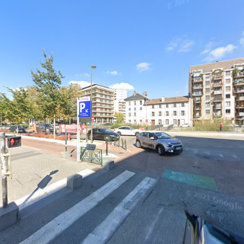 Borne de recharge de véhicules électriques INDIGO Charging Station Chambéry