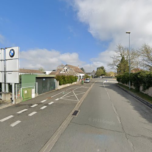 Borne de recharge de véhicules électriques BMW Charging Station Orléans
