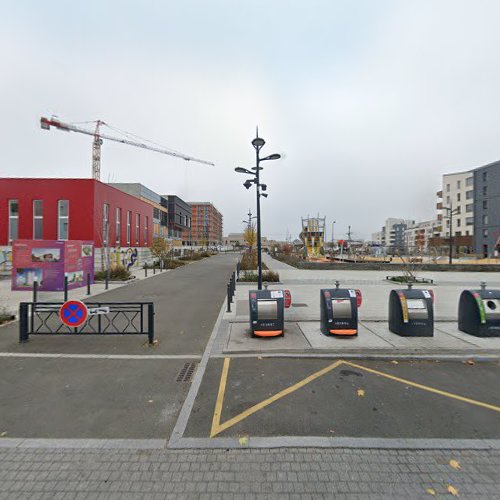 Borne de recharge de véhicules électriques SmiléMobi Station de recharge Angers