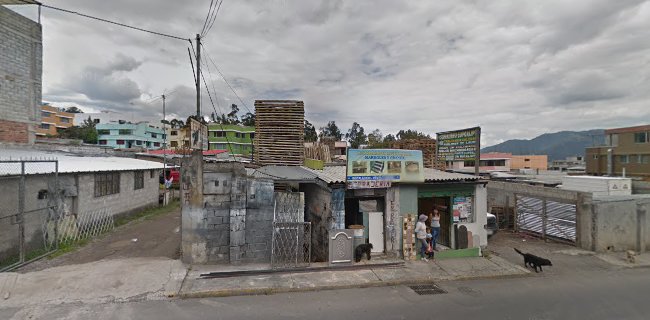 Av. Camilo Ponce Enríquez, Quito, Ecuador