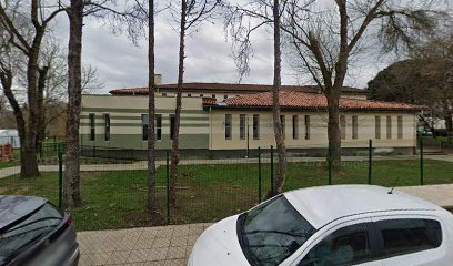 Colegio Publico Monte Dobra en Viérnoles