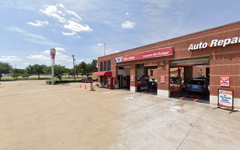 Oil Change Service «Valvoline Instant Oil Change», reviews and photos, 650 I-30 Frontage Rd, Rockwall, TX 75087, USA