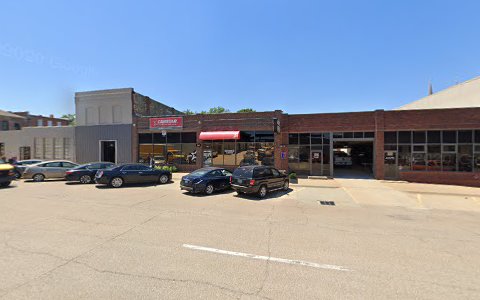 Auto Body Shop «McAbee CARSTAR», reviews and photos, 313 SW Jackson St, Topeka, KS 66603, USA